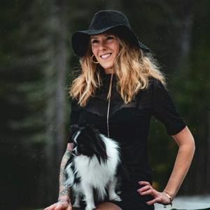 Meet your Posher, Laurie